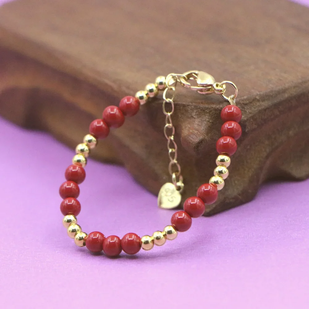 Charm Mooie Rode Armband Baby  - Yoga Fitness Tracker recensie en prijs